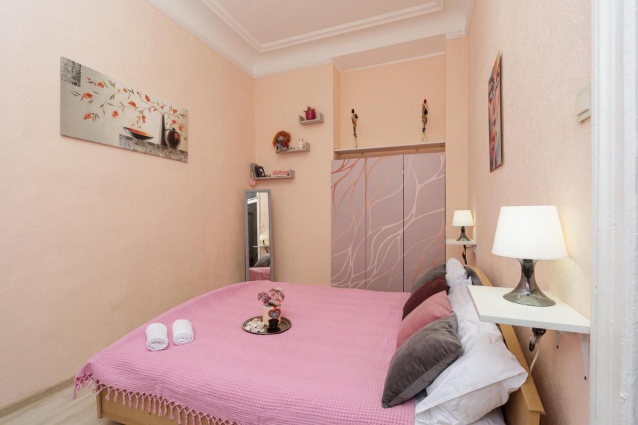 Comfortable Apartment In The Very Center Of Odessa Odesa Exterior photo