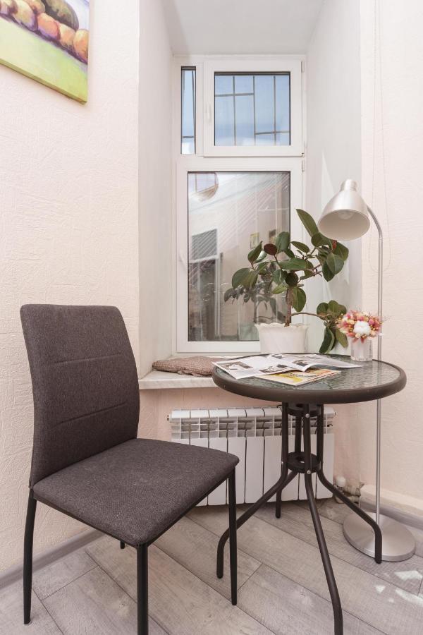 Comfortable Apartment In The Very Center Of Odessa Odesa Exterior photo